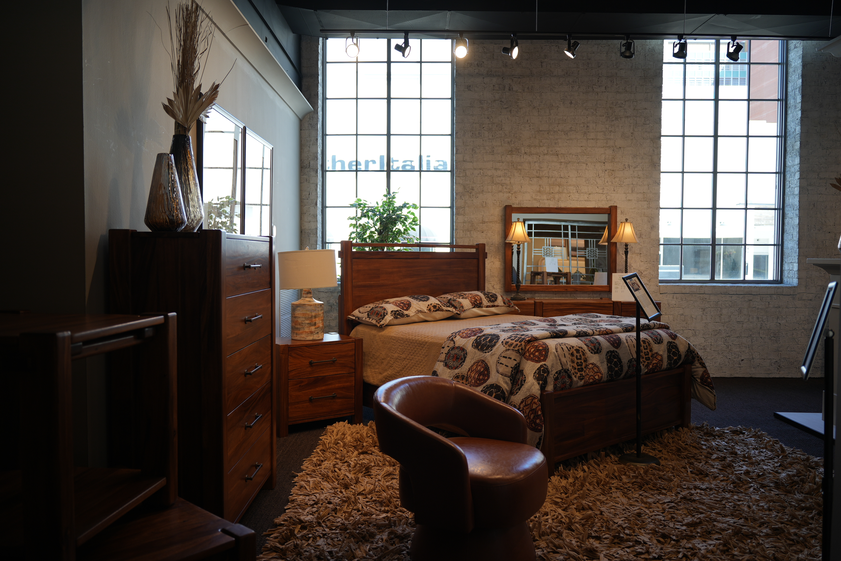 Wholesale bedroom furniture set display from Lifestyle showroom
